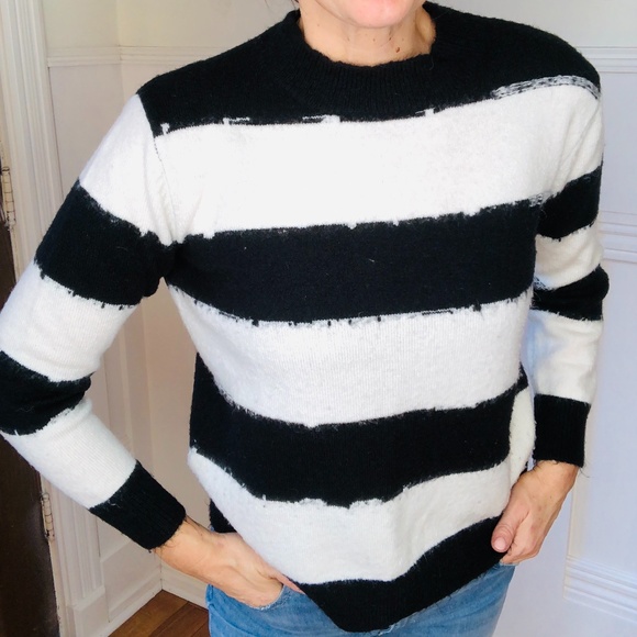 super cute striped sweater - Picture 2 of 3